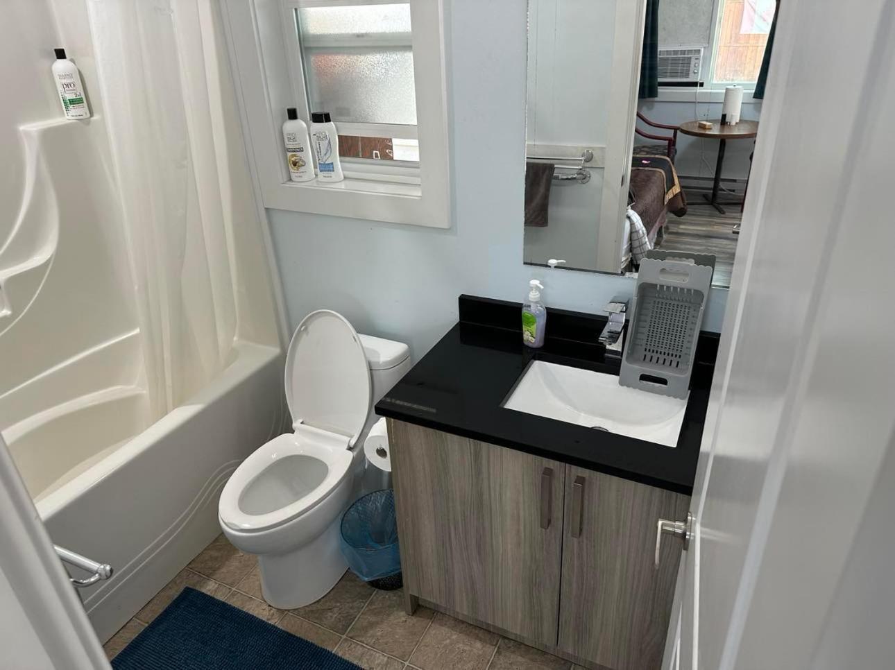 Guest Suite - Private Retreat - J-1 Abbotsford Ngoại thất bức ảnh